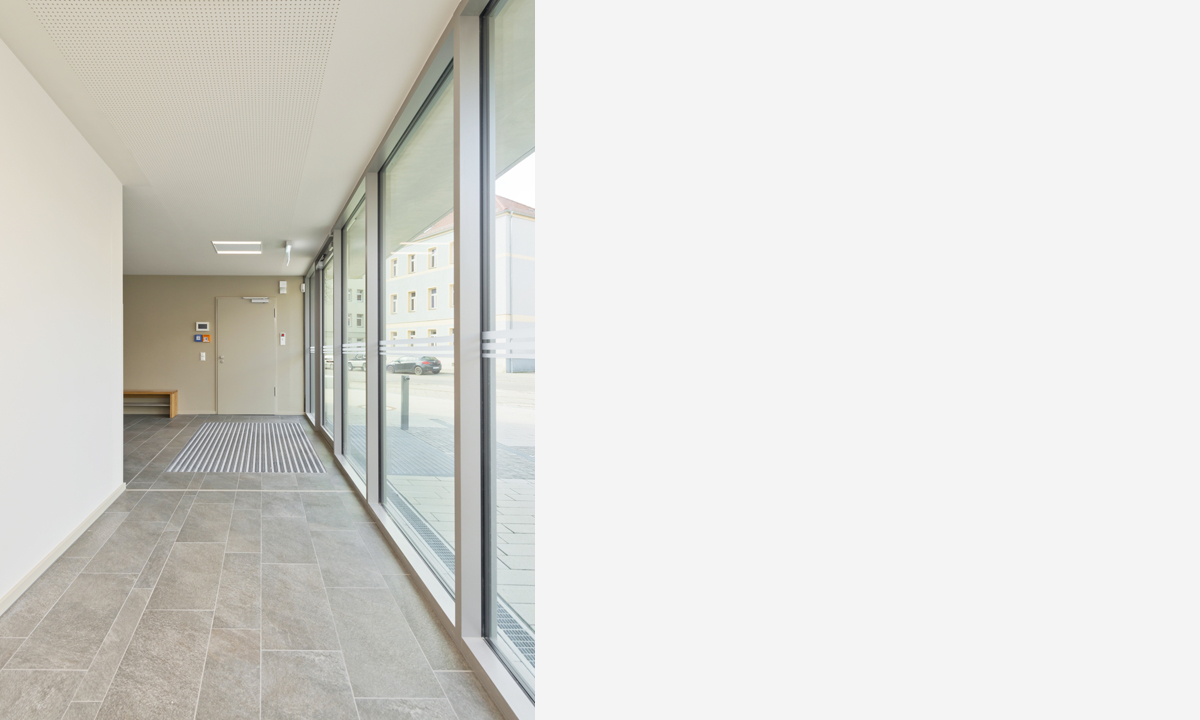 Copyright Michael Miltzow 2021 9521.jpg